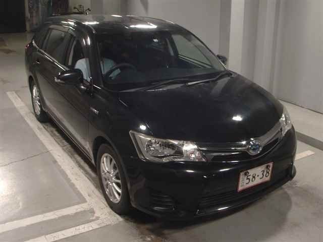 8121 Toyota Corolla fielder NKE165G 2014 г. (JU Tokyo)